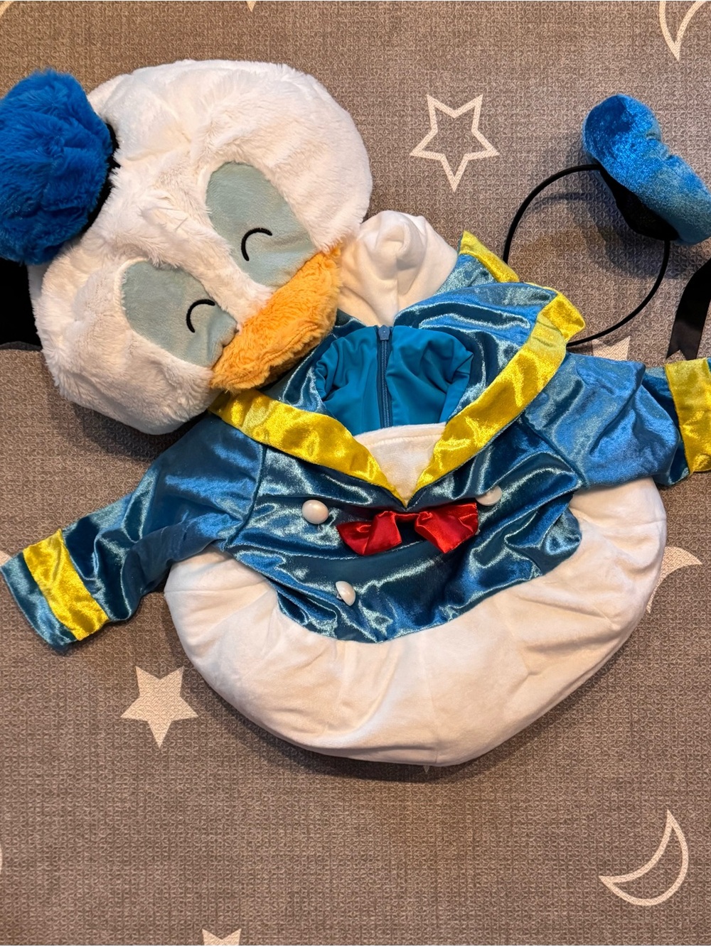 Cute plush Donald Duck costume 3-piece set